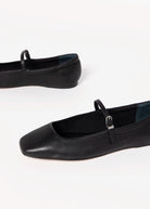 swatch_Black Leather dolce vita reyes ballet flat