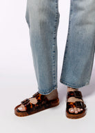 swatch_Tortoise dolce vita julio slide sandal