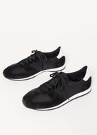 swatch_Black vagabond yasmin sneakers