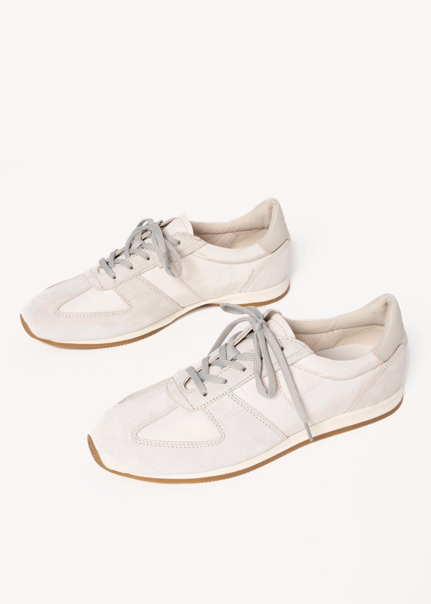 swatch_Off White vagabond yasmin sneakers