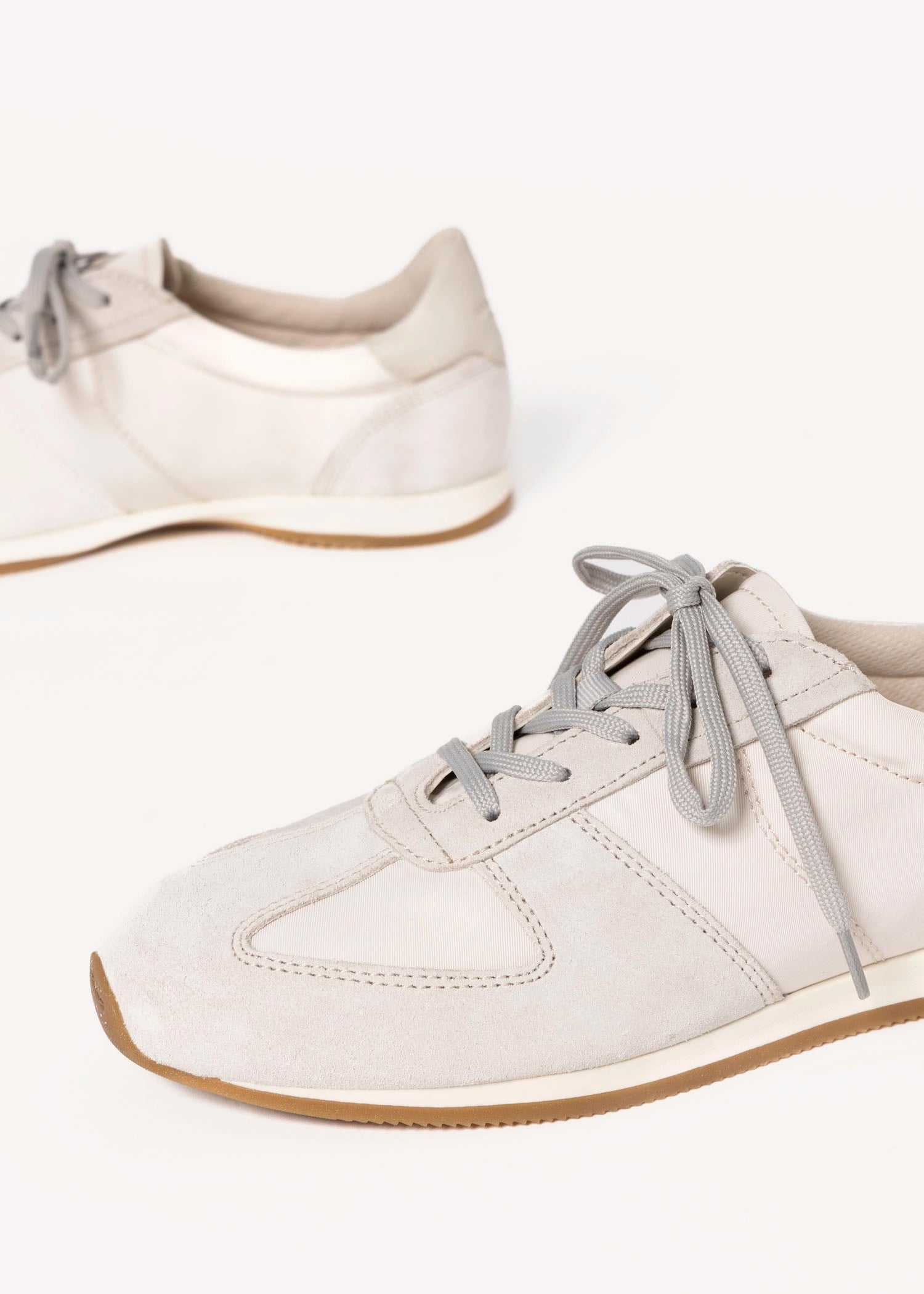 swatch_Off White vagabond yasmin sneakers