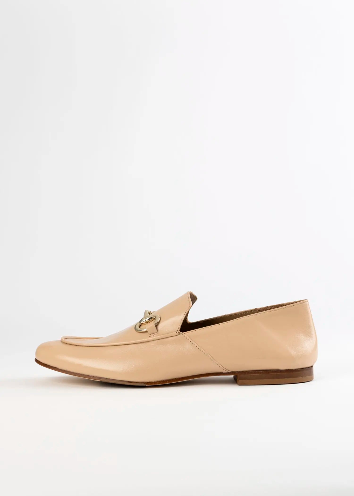 swatch_ecru leather loafer with bit flat shoes