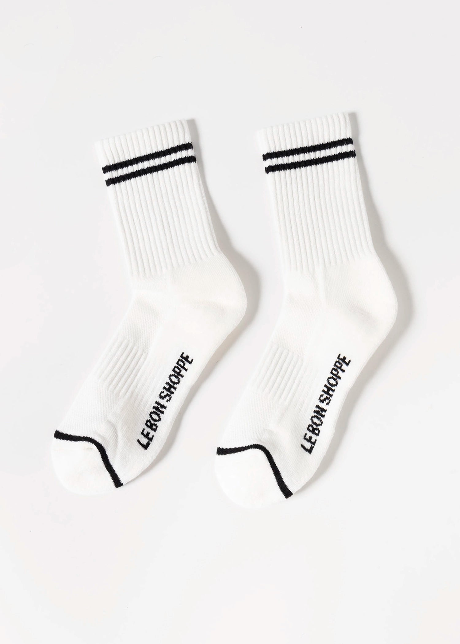 swatch_White le bon shoppe boyfriend socks