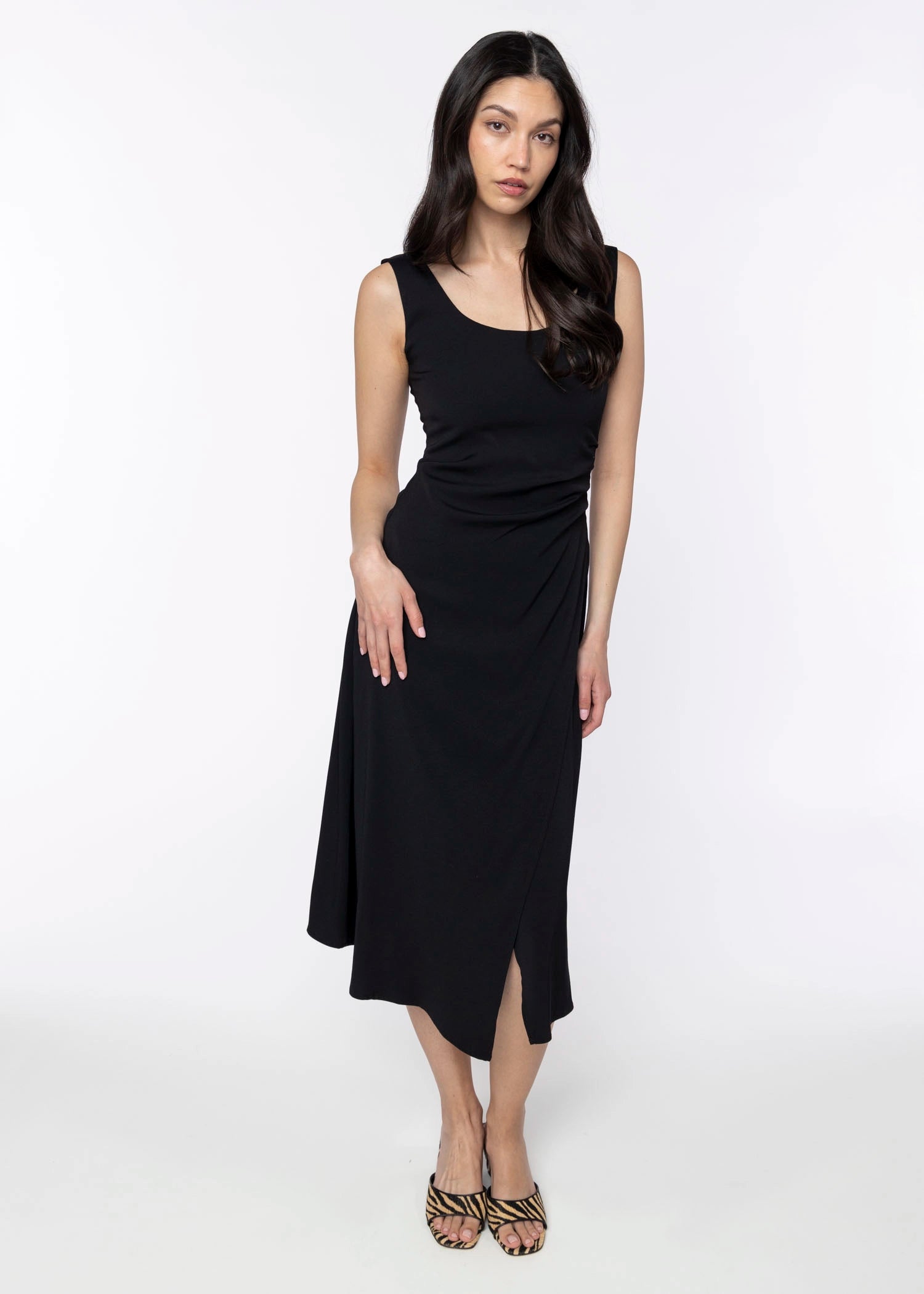 swatch_Black fifteen twenty shari dress