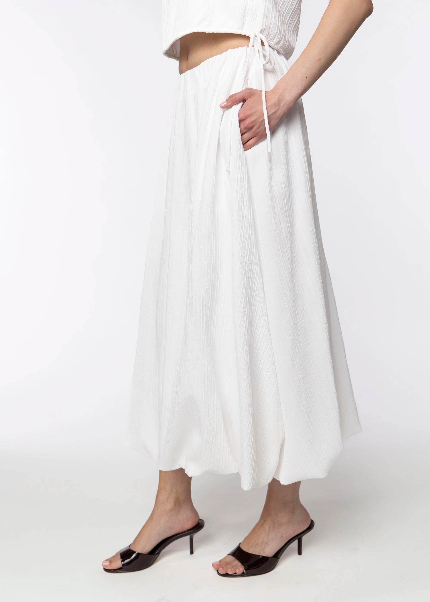 swatch_White sadie and sage deja vu bubble skirt