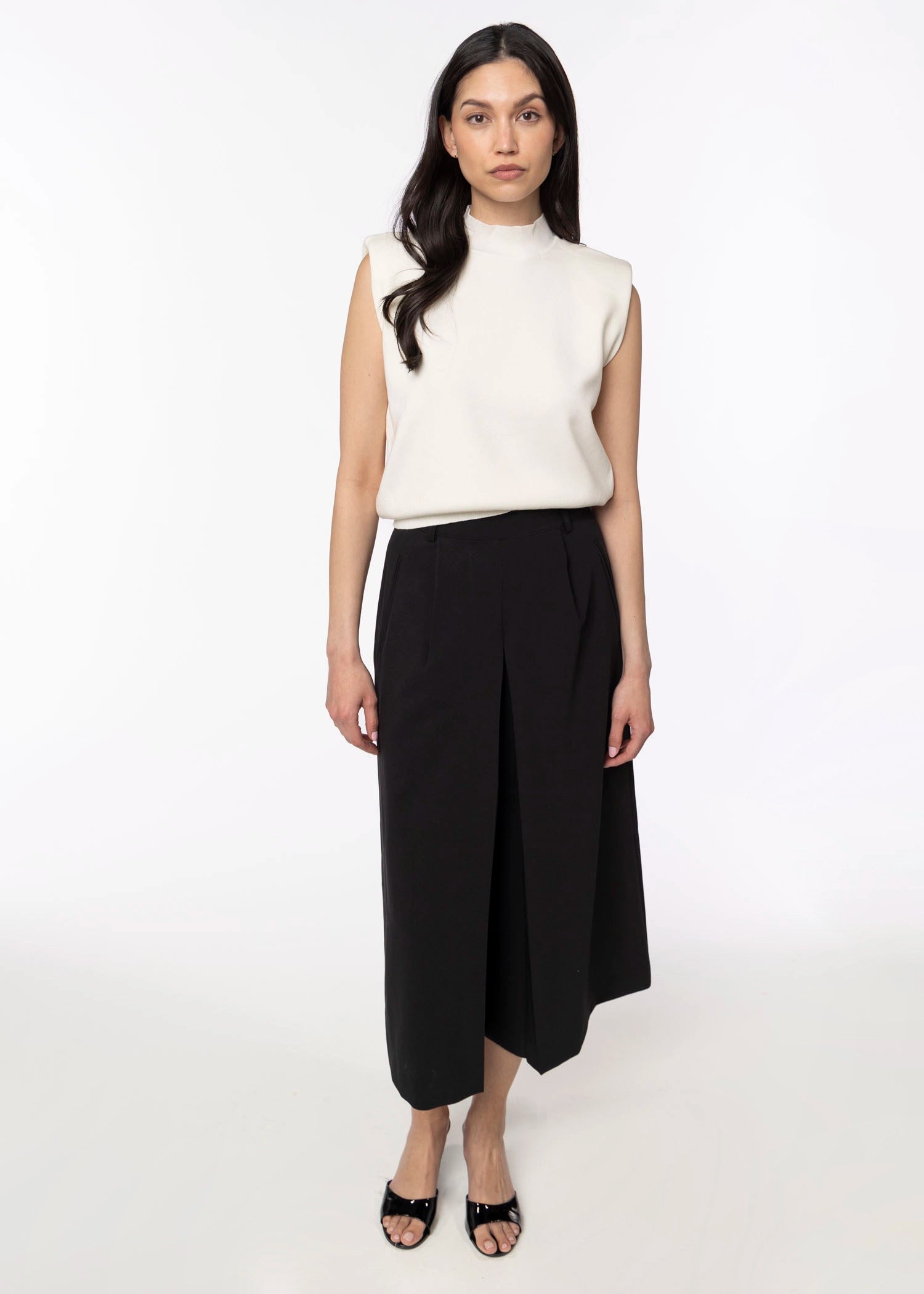 swatch_Ivory favorite daughter whitney top