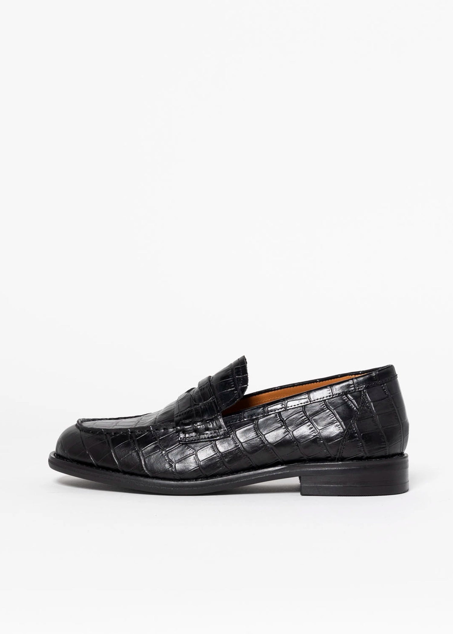 swatch_Black Croco vagabond linn loafer