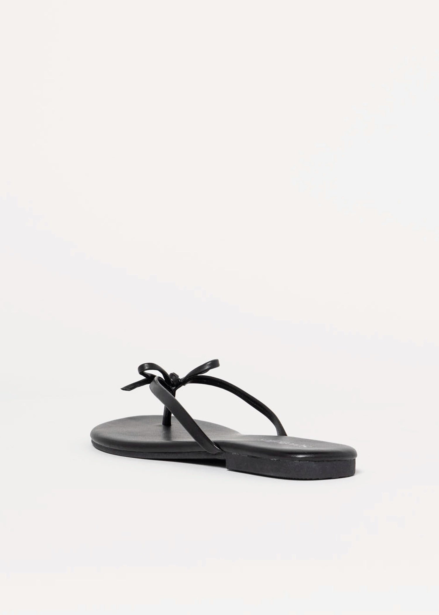 swatch_black wishlist flip flop flat sandals