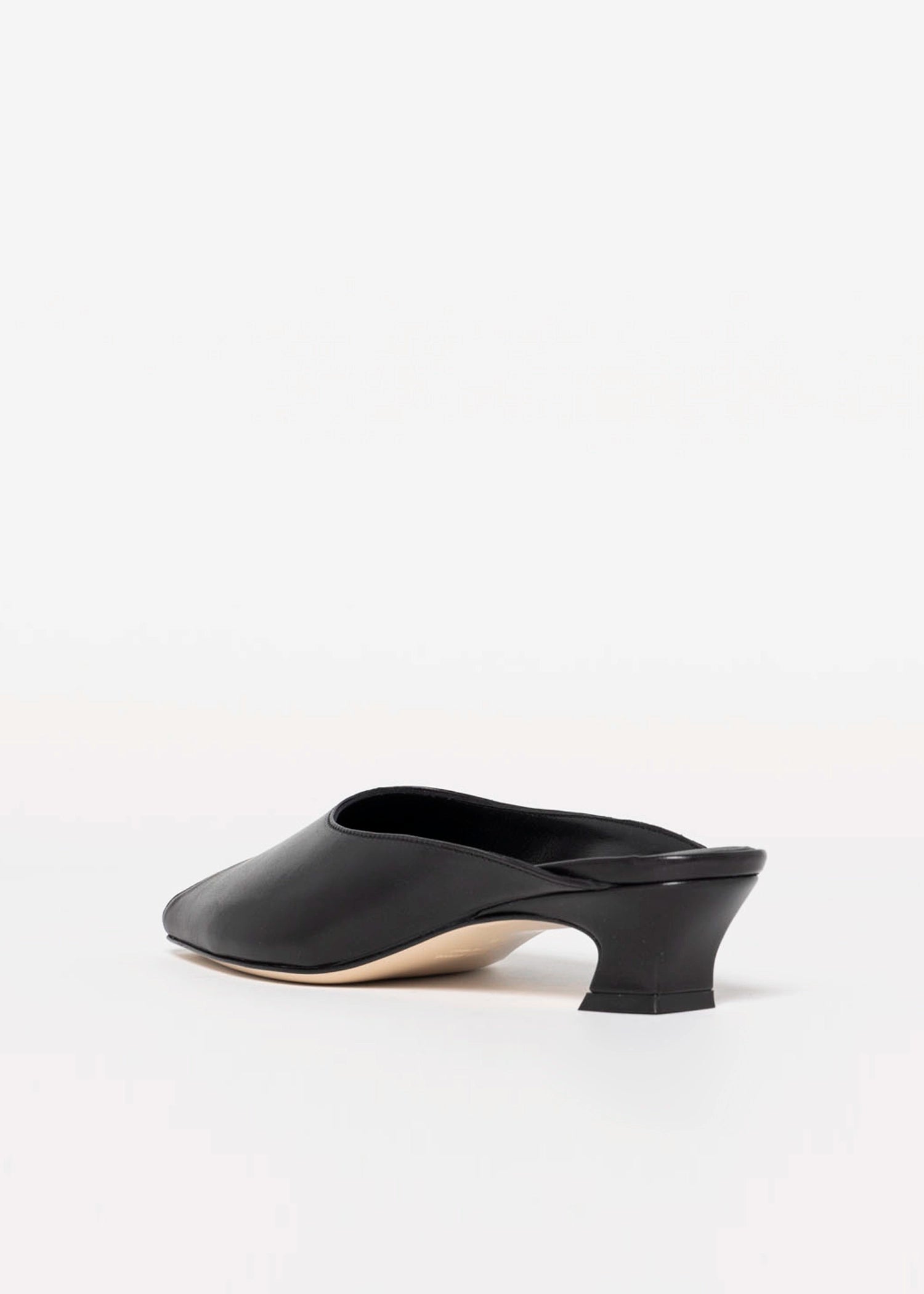 swatch_Black leather peep toe mule L'idea