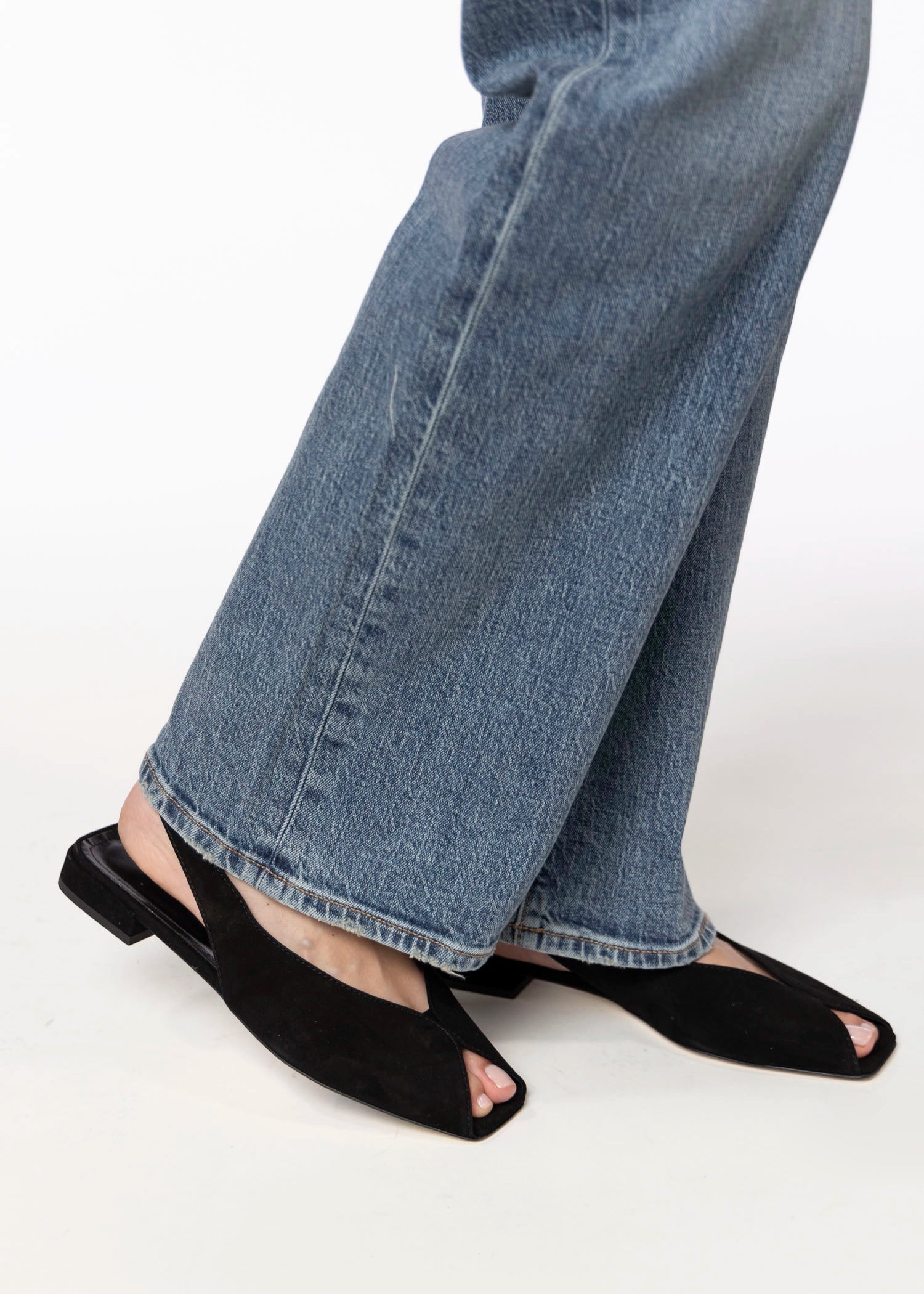 swatch_Black Suede flat peep toe sandal