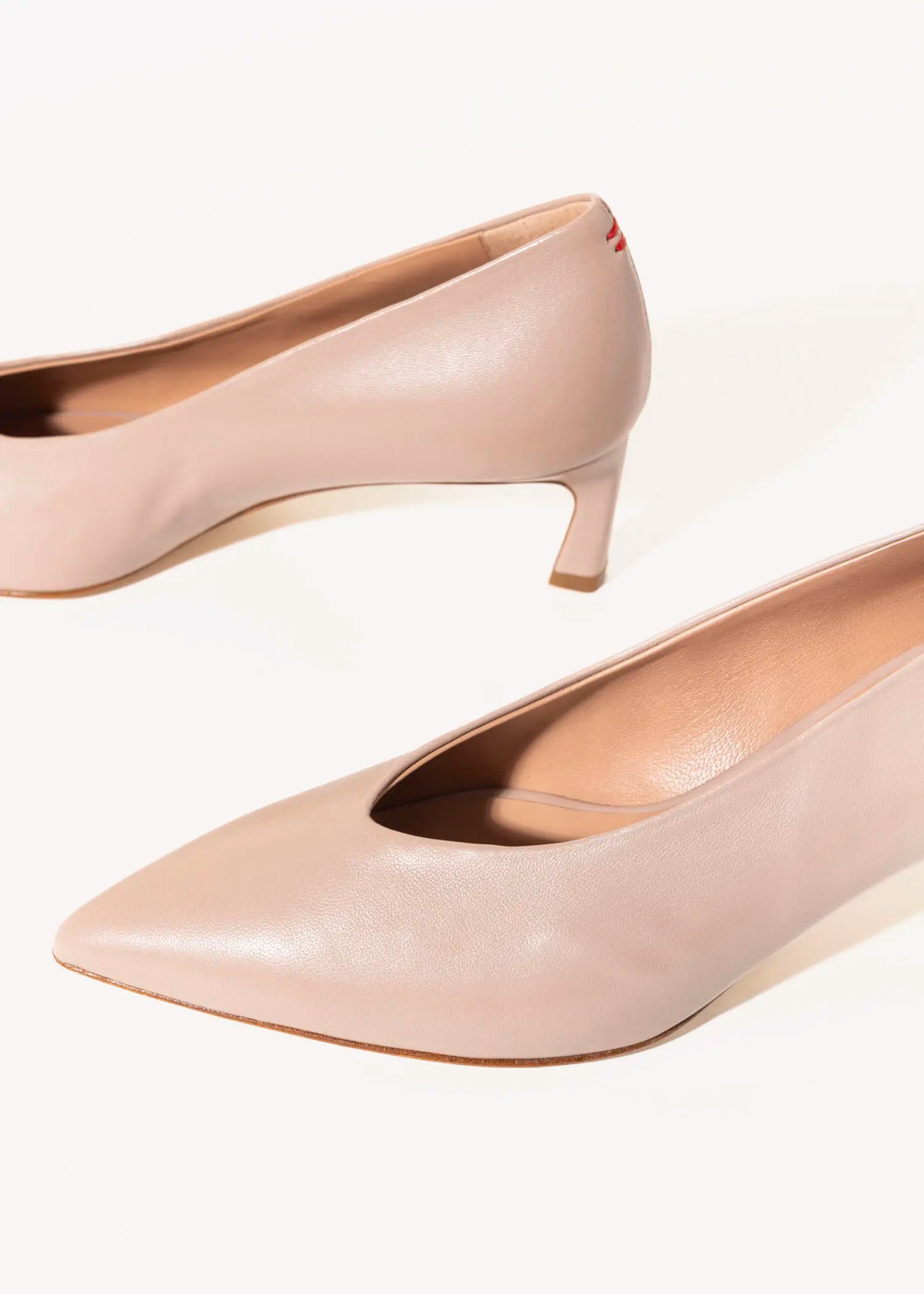 swatch_natural leather vale leather pump heels