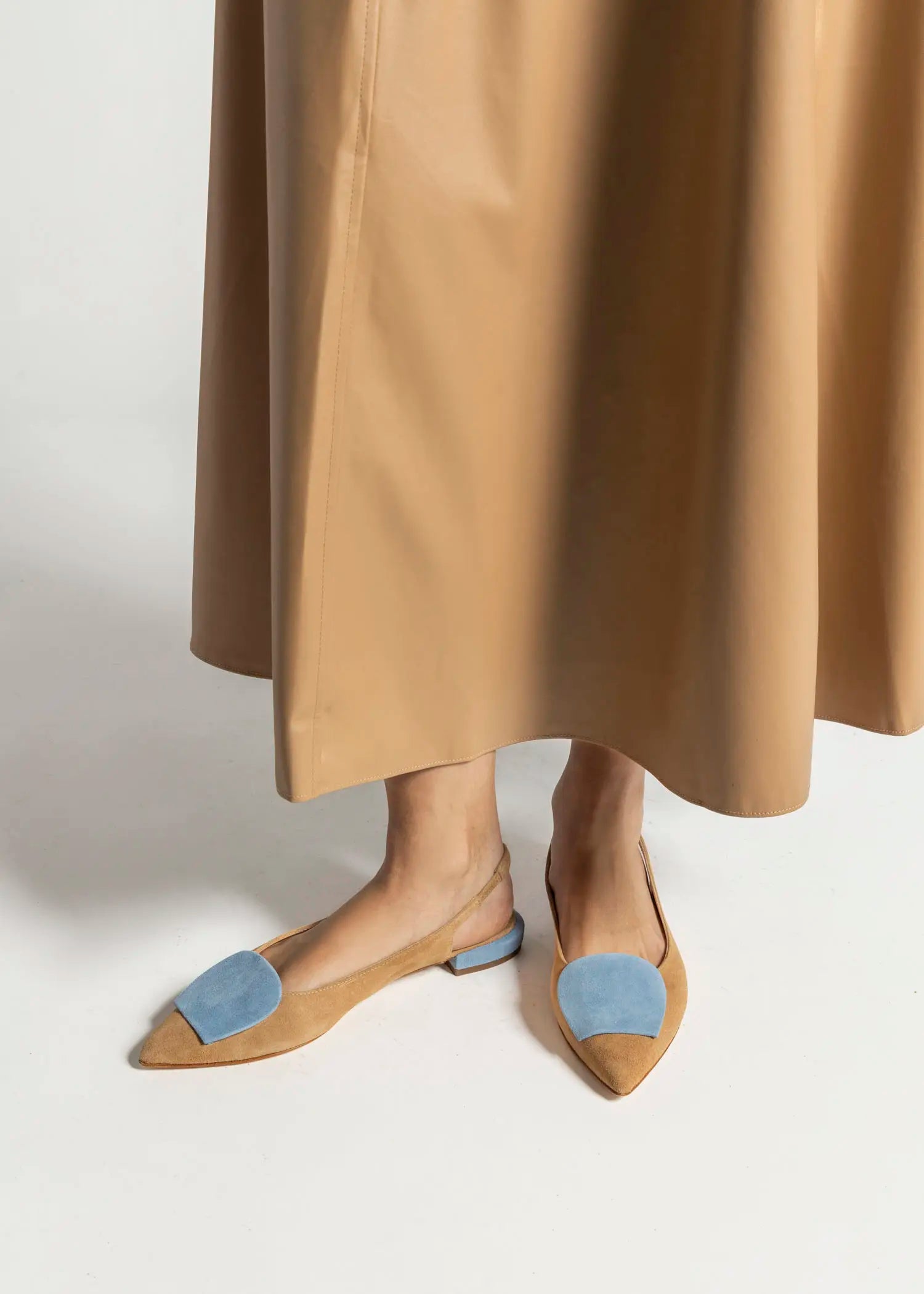 swatch_sand suede slingback flat flat shoes