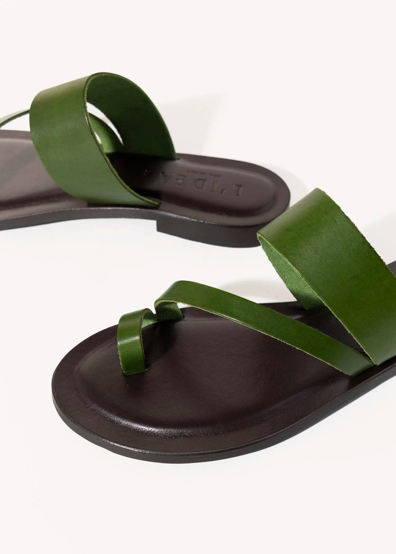swatch_green leather leather toe ring sandal flat sandals