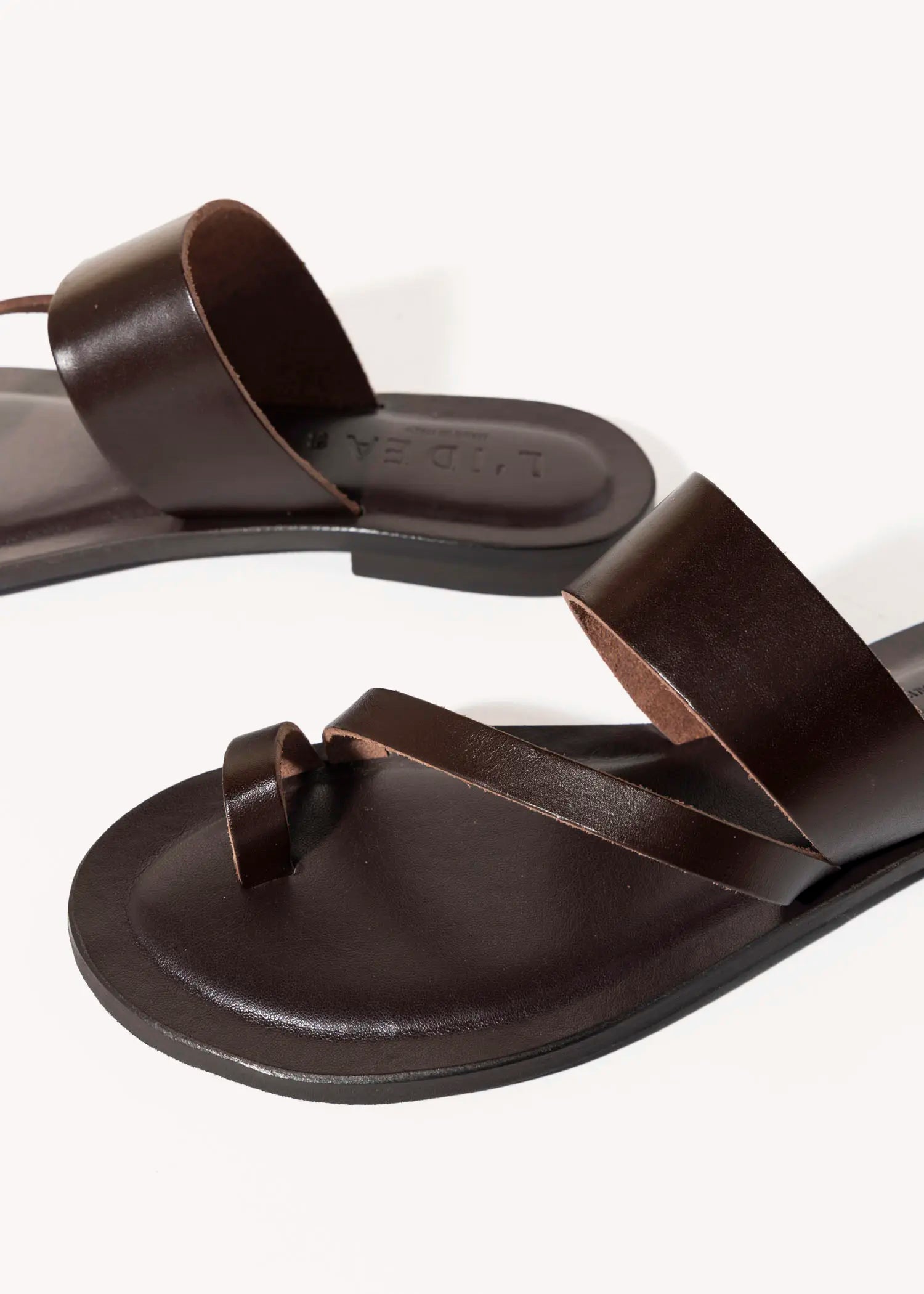 swatch_dark brown leather leather toe ring sandal flat sandals