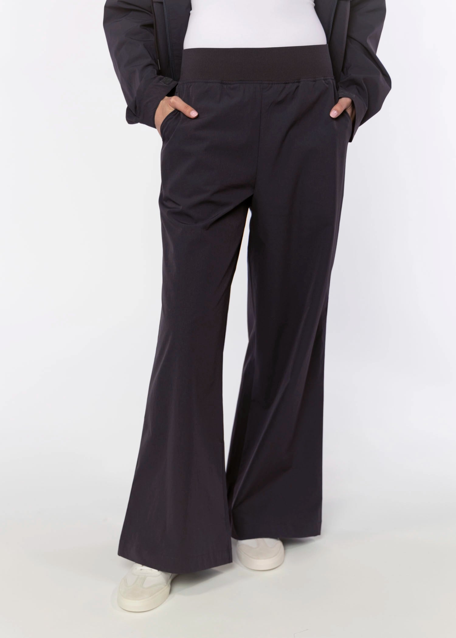 swatch_Charcoal Blue thread and supply walker pants