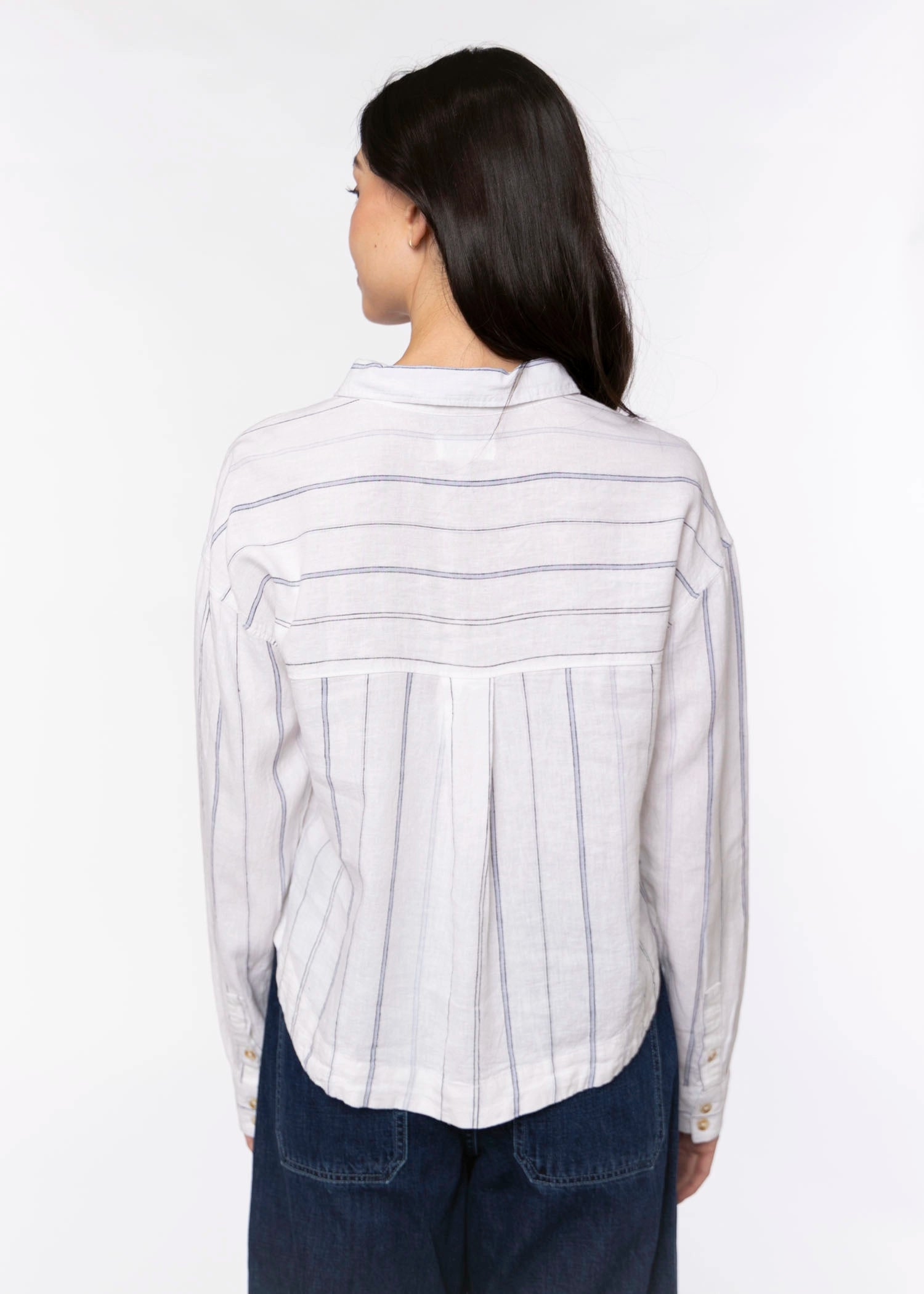 swatch_White/Blue thread and supply madelyn shirt