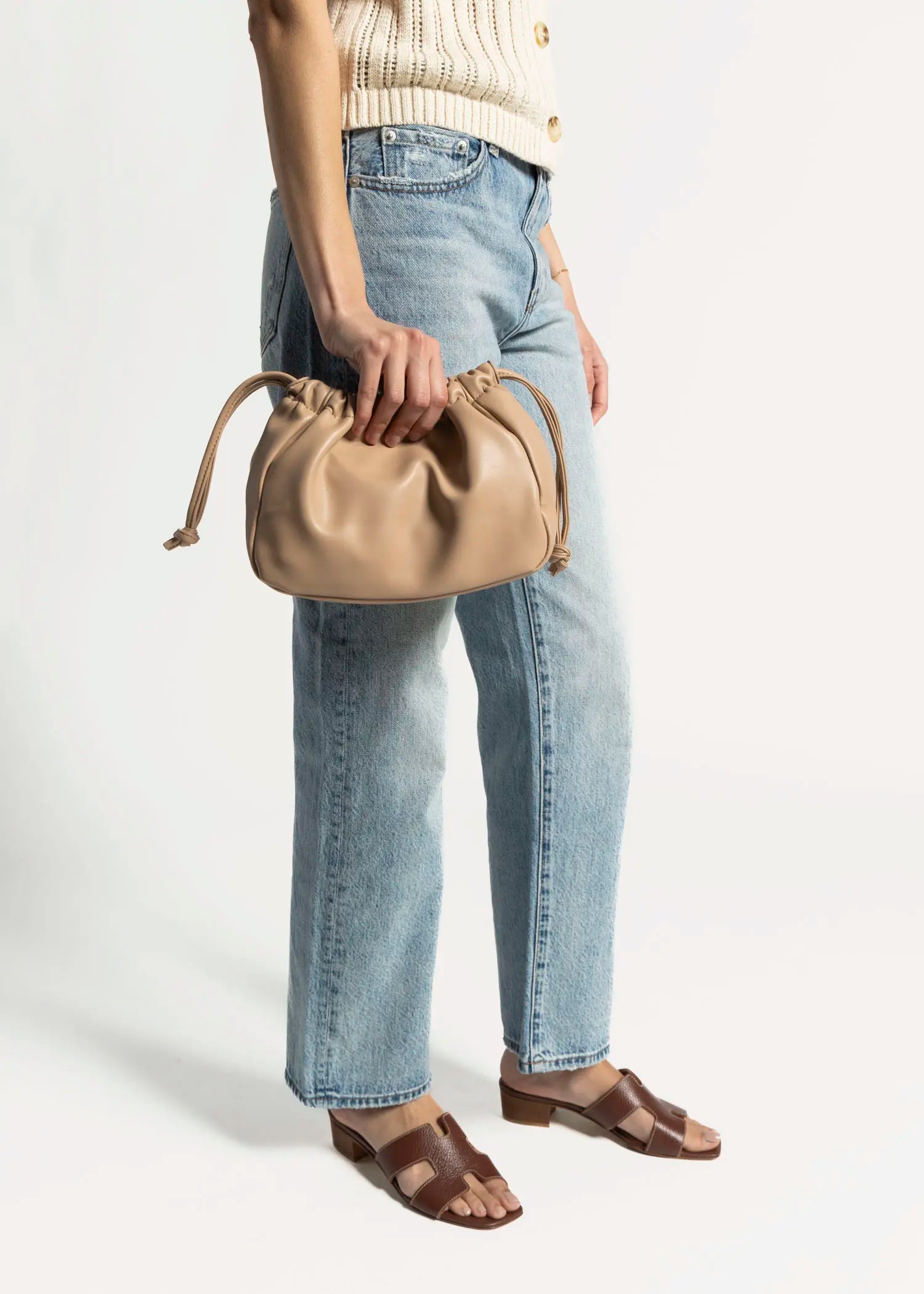 swatch_sand brielle pouch bag clutches