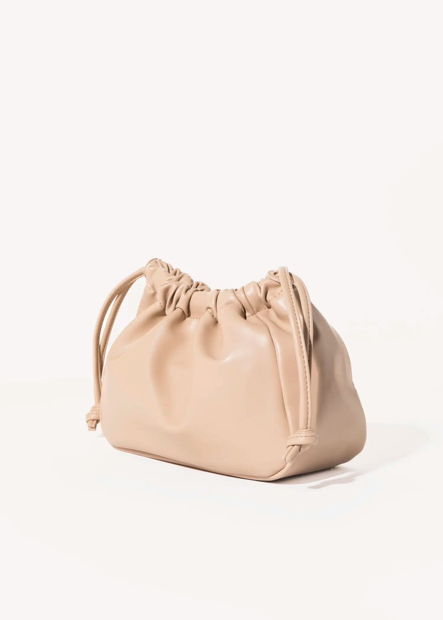 swatch_sand brielle pouch bag clutches