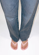 swatch_Pink arch support flip flop flat sandals