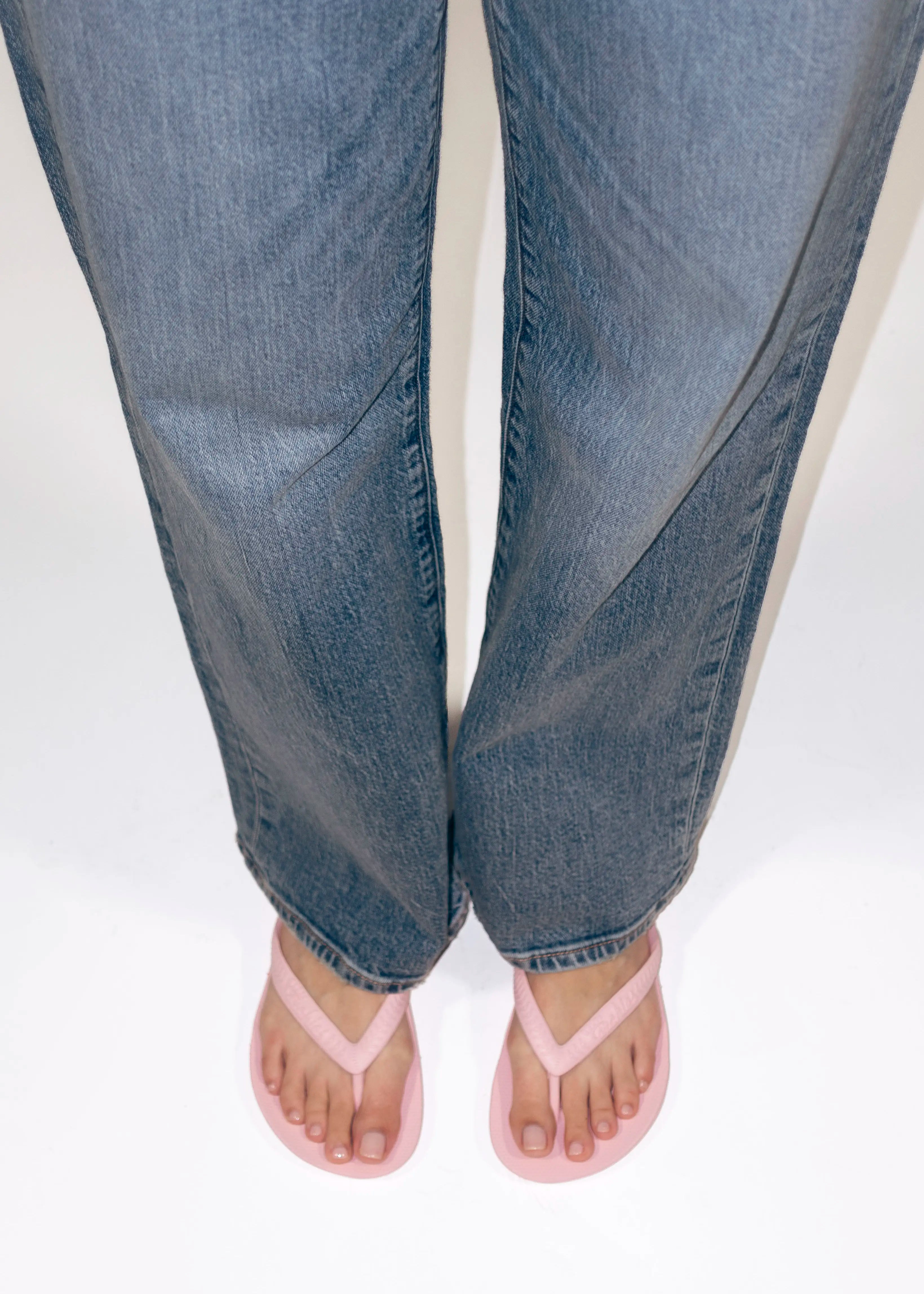 swatch_Pink arch support flip flop flat sandals