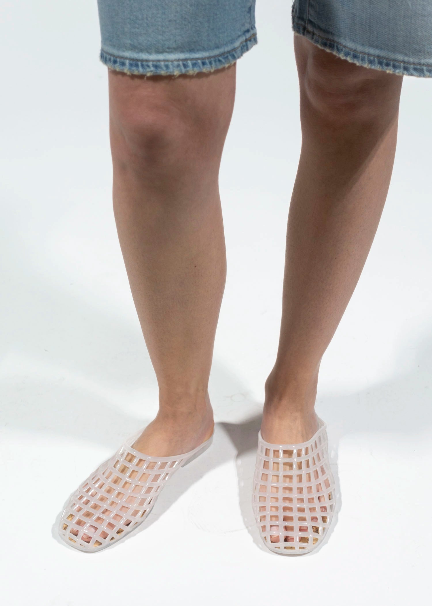 swatch_Clear bibi lou jelly slide