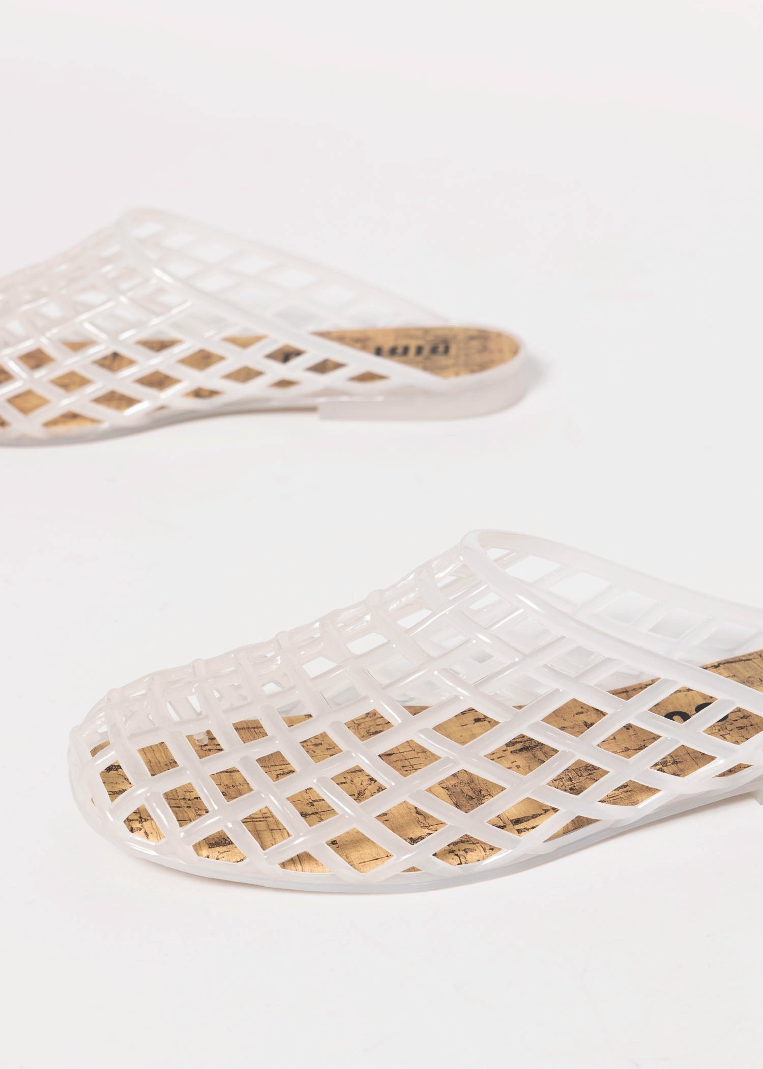 swatch_Clear bibi lou jelly slide