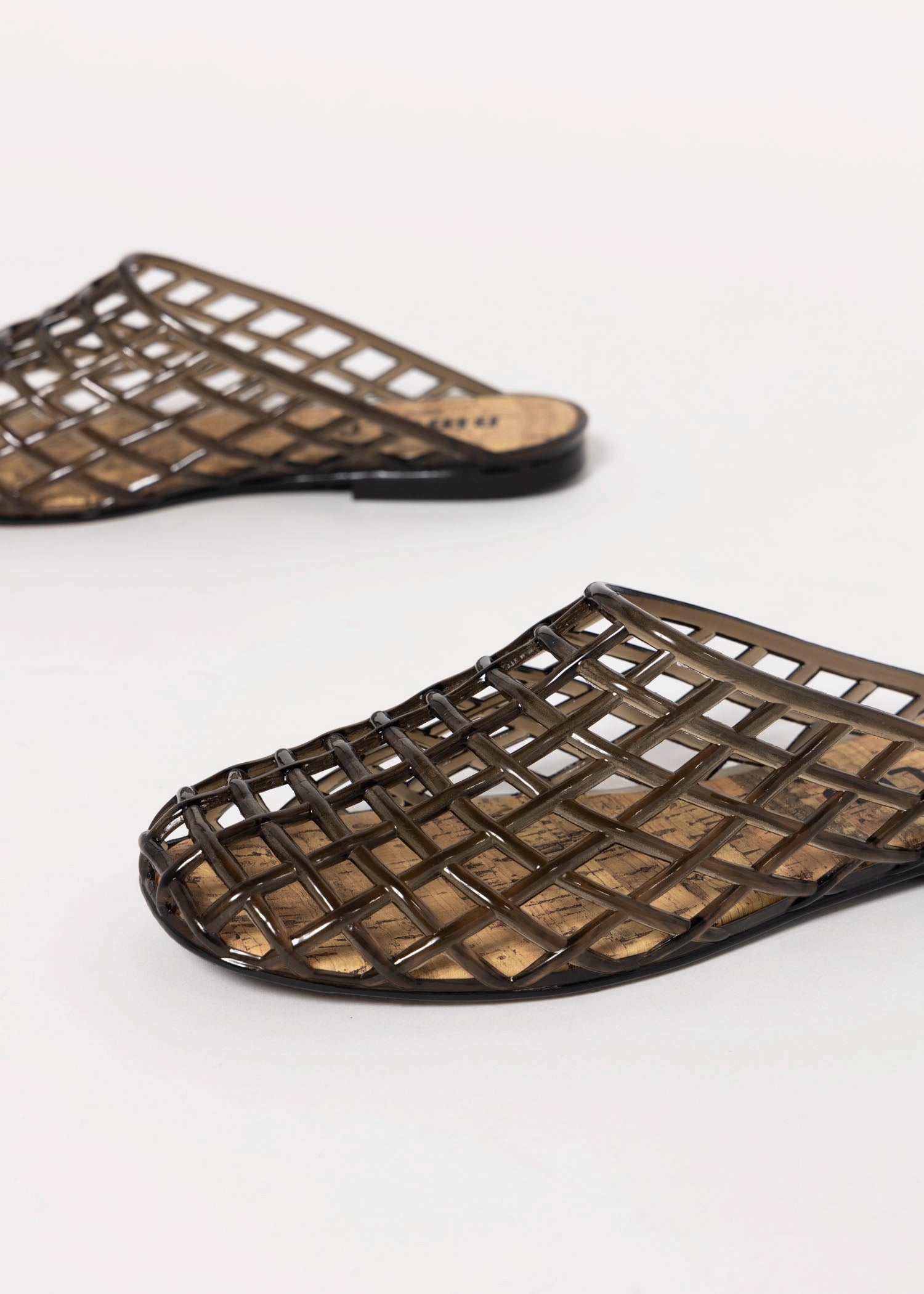 swatch_Black bibi lou jelly slide