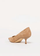 swatch_Natural Suede marc fisher calynna pump