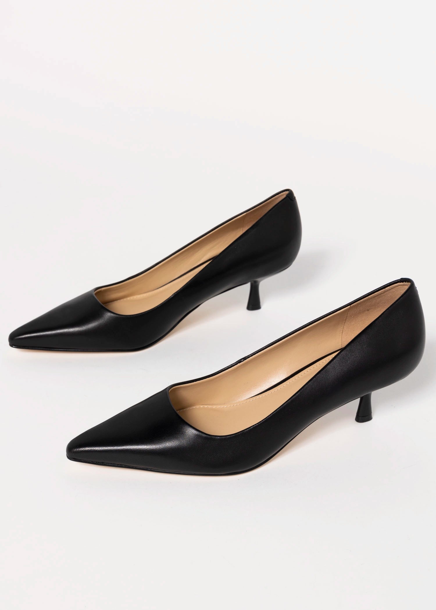 swatch_Black Leather marc fisher calynna pump