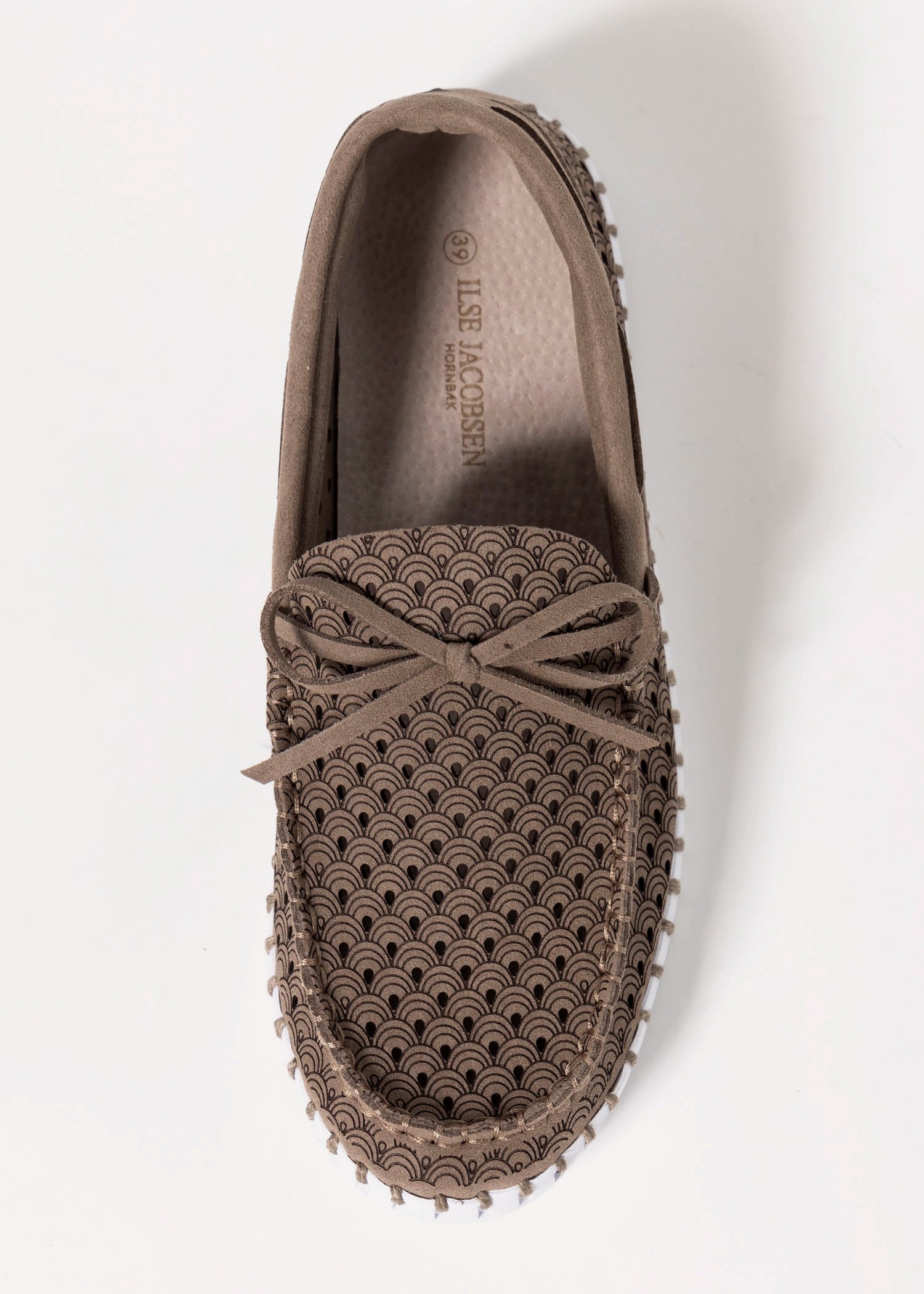 swatch_Falcon ilse jacobsen tulip boat shoe