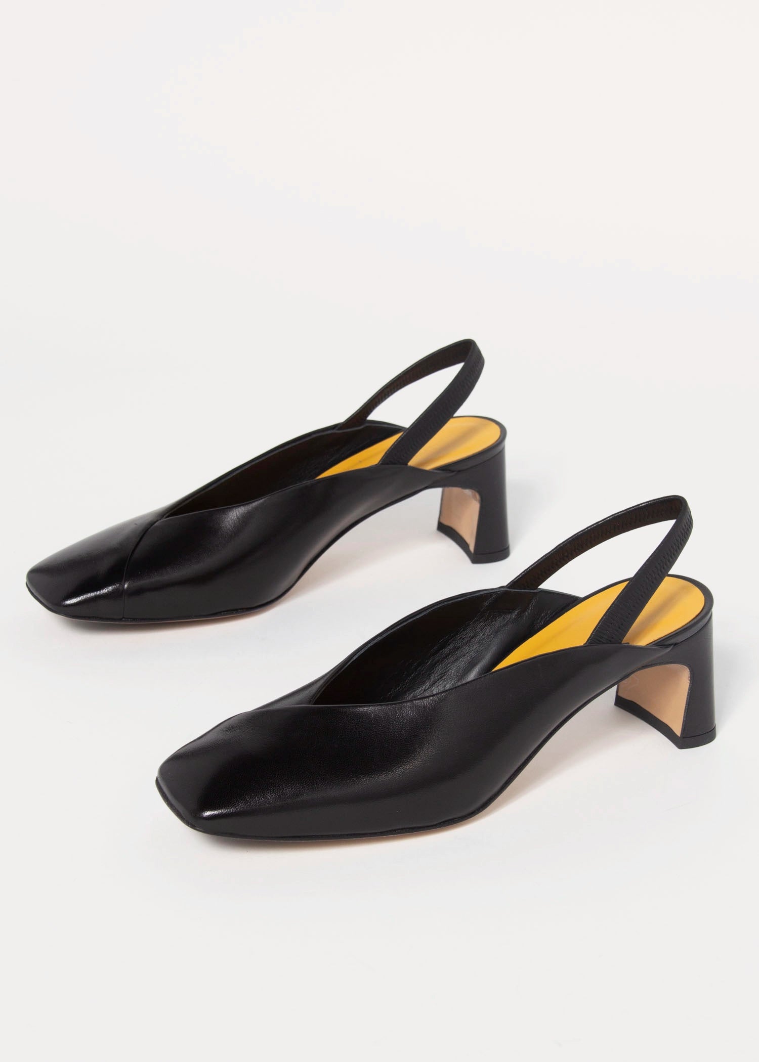 swatch_Black Leather mara bini zaira slingback pump