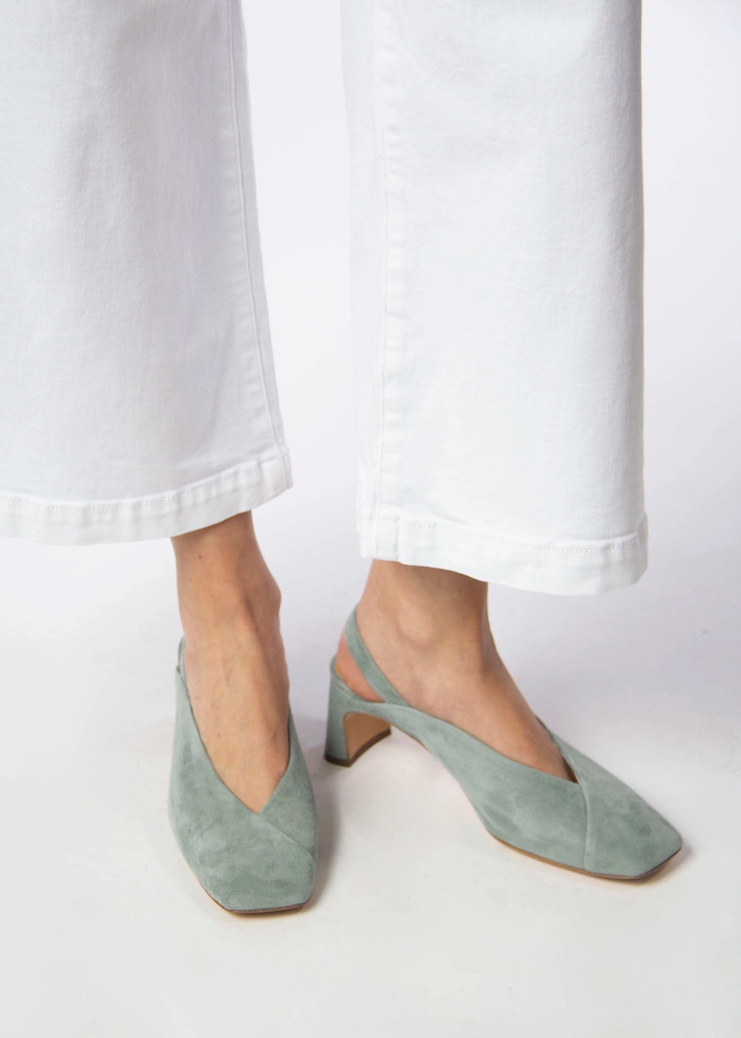 swatch_Sage Suede mara bini zaira slingback pump