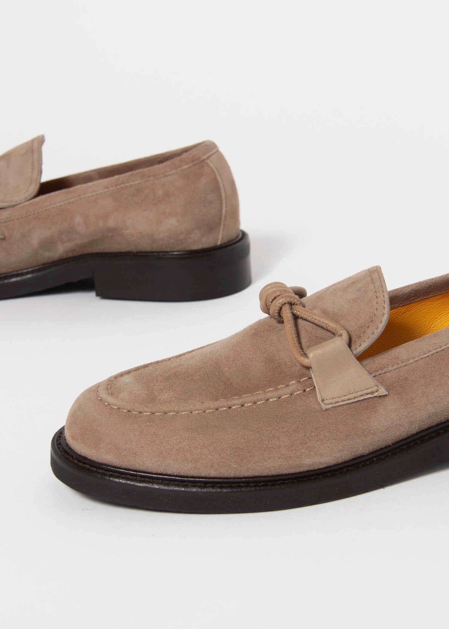 swatch_Taupe Suede mara bini frida loafer