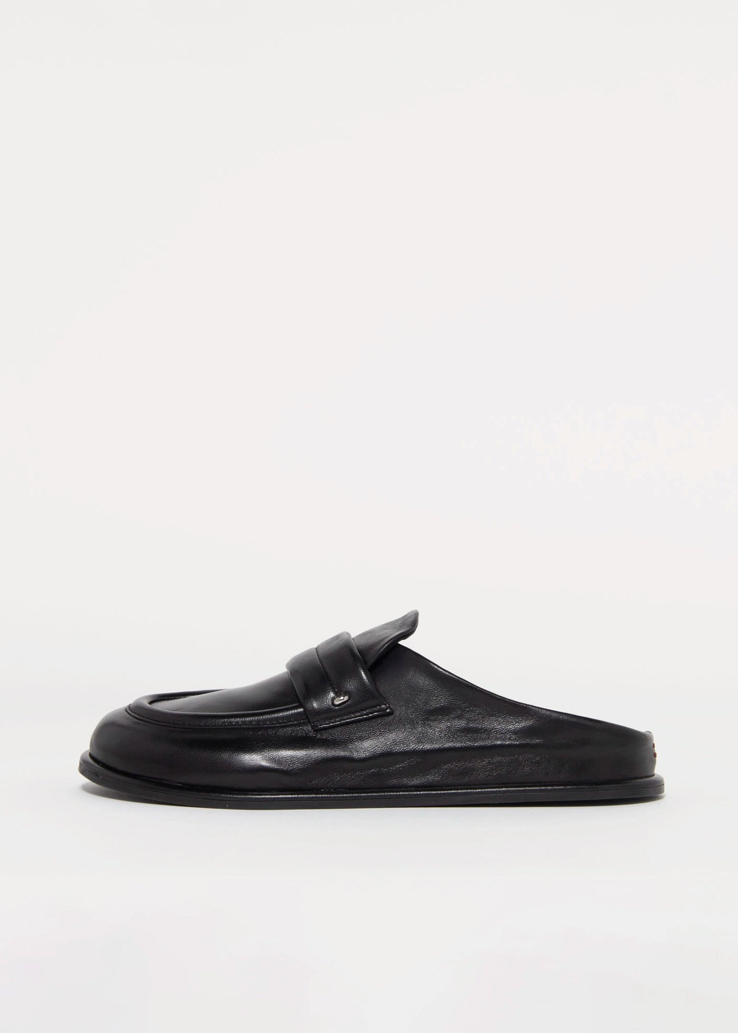 swatch_Black Leather halmanera ivet mule clog