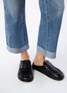 swatch_Black Leather halmanera ivet mule clog