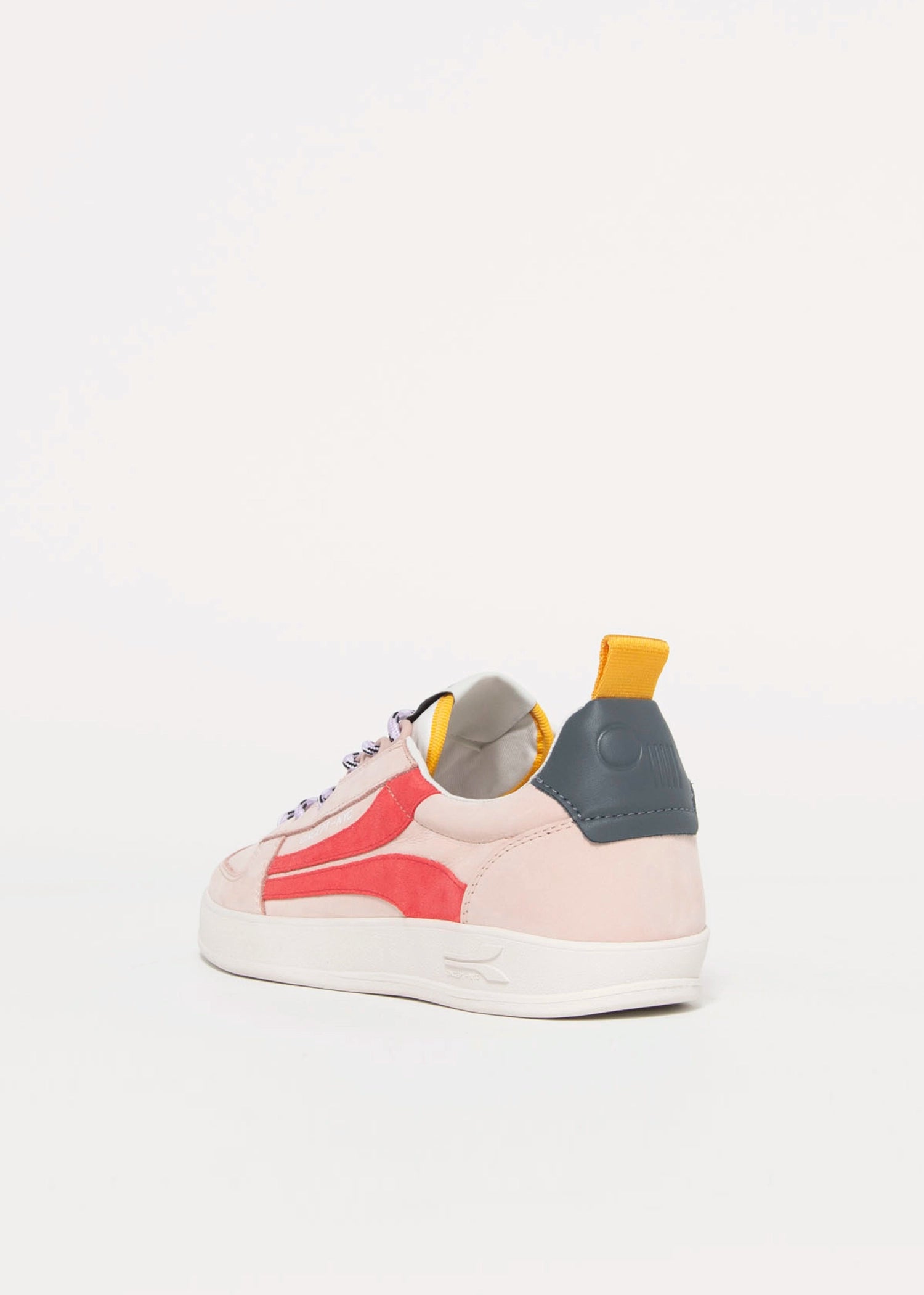 swatch_Dreamy Pink oncept fez sneaker