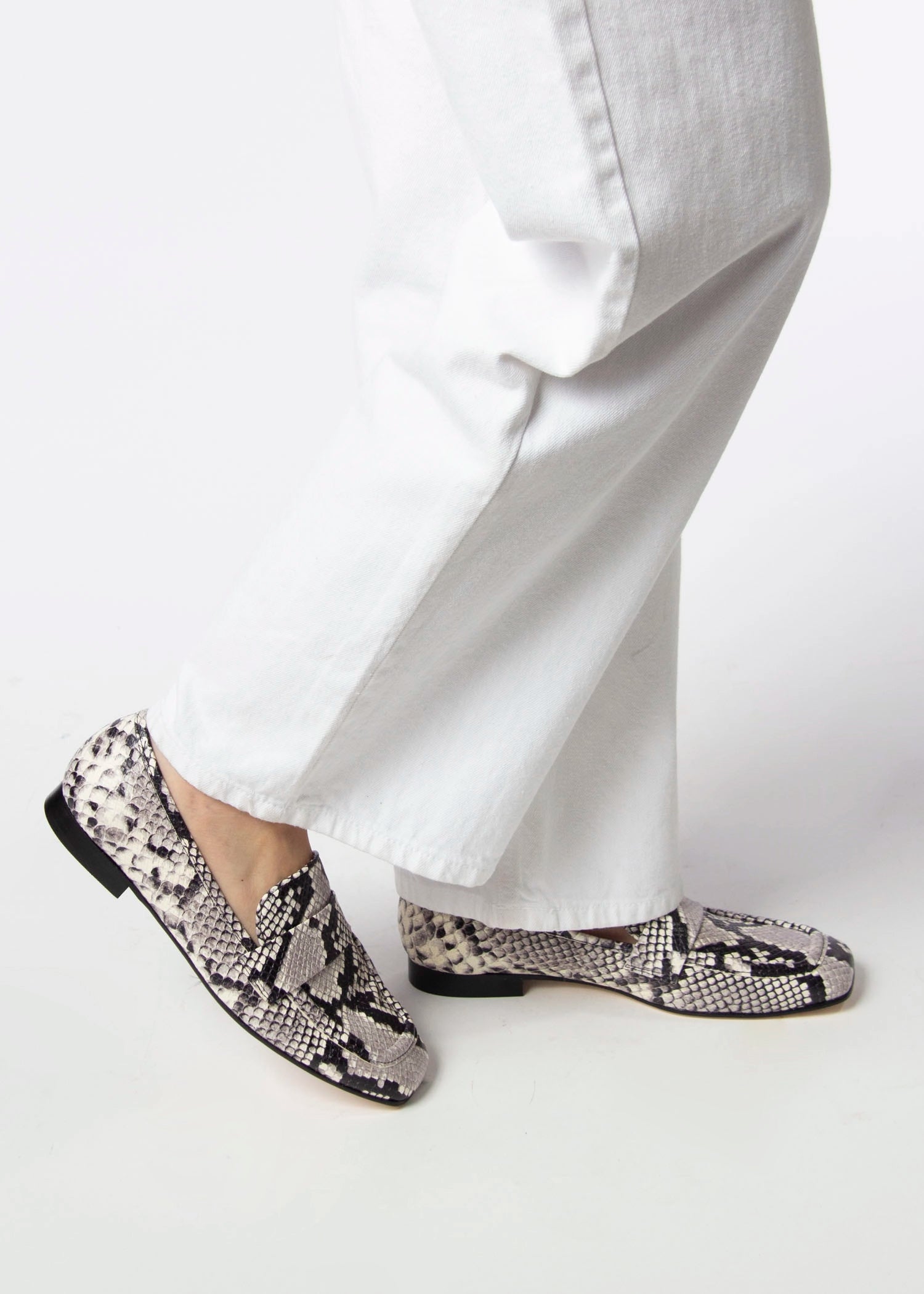 swatch_Roccia Snake l'idea luca loafer