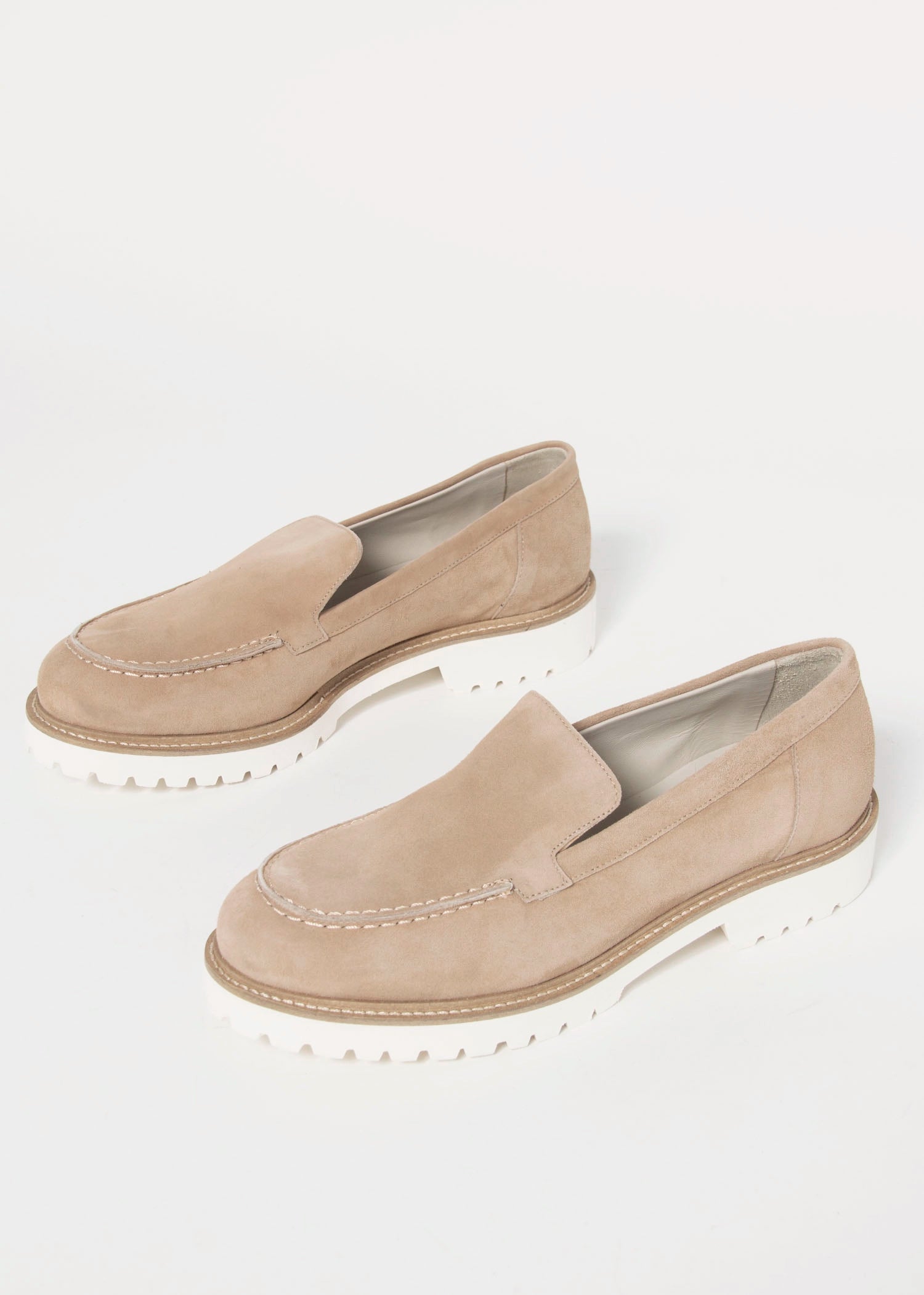 swatch_Camel Suede l'idea suede loafer