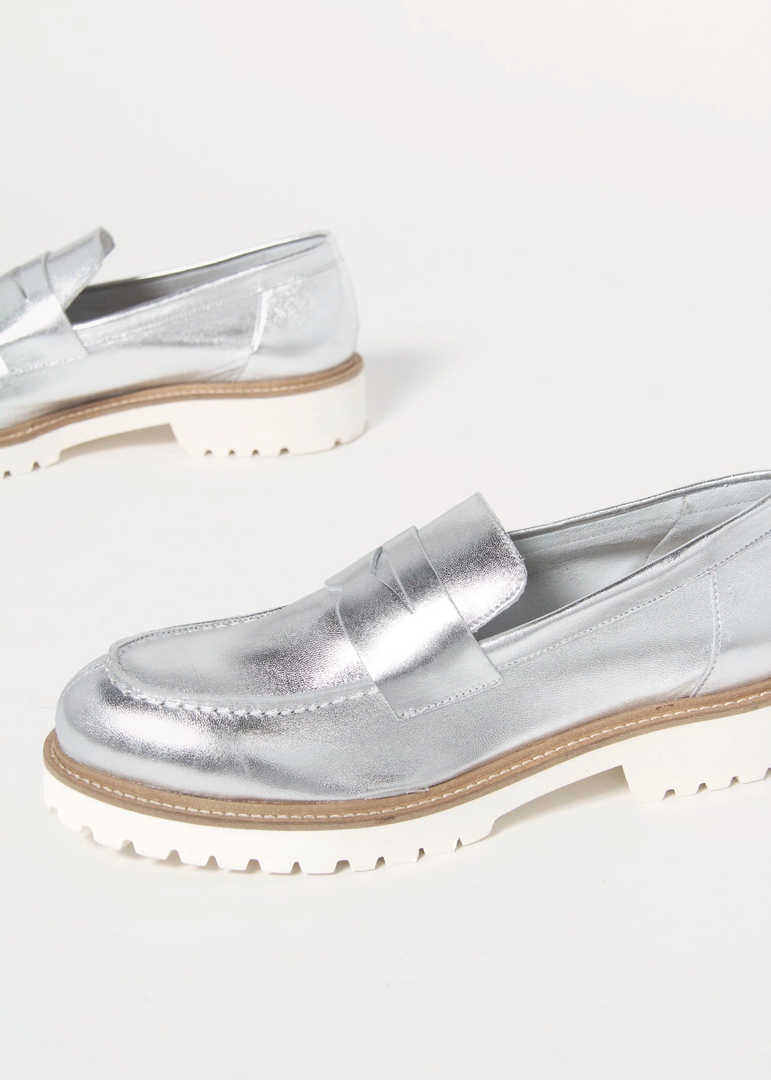 swatch_Silver Leather l'idea classic penny loafer