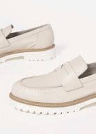 swatch_Ecru Leather l'idea classic penny loafer
