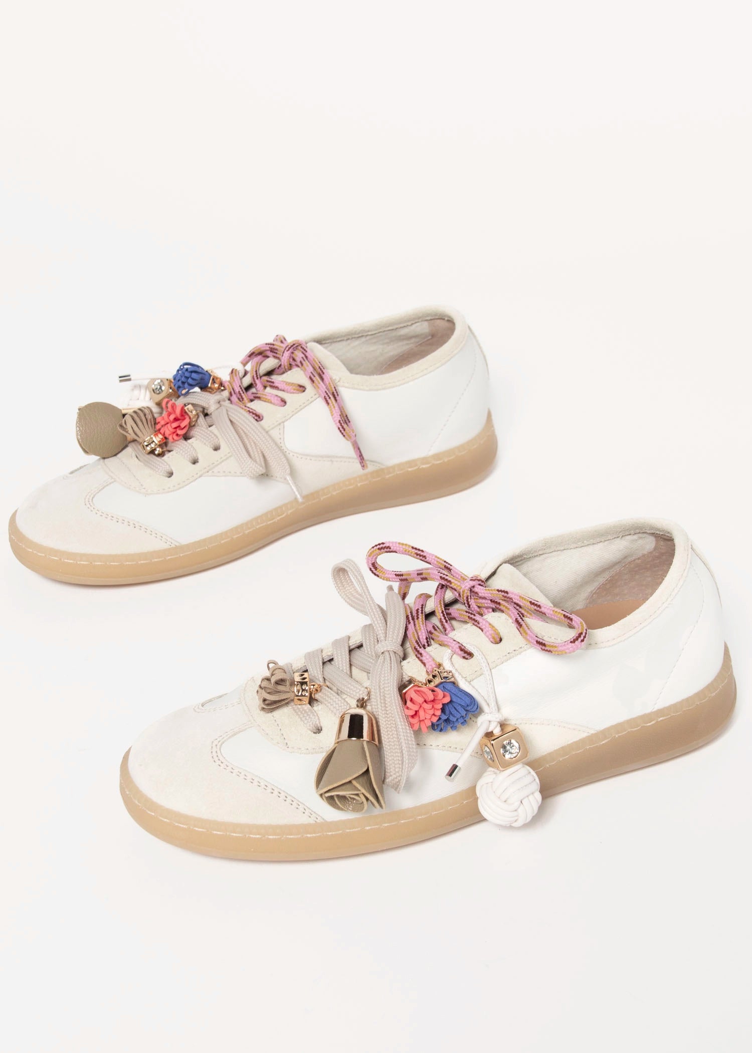 swatch_Ice Multi l'idea charm sneaker