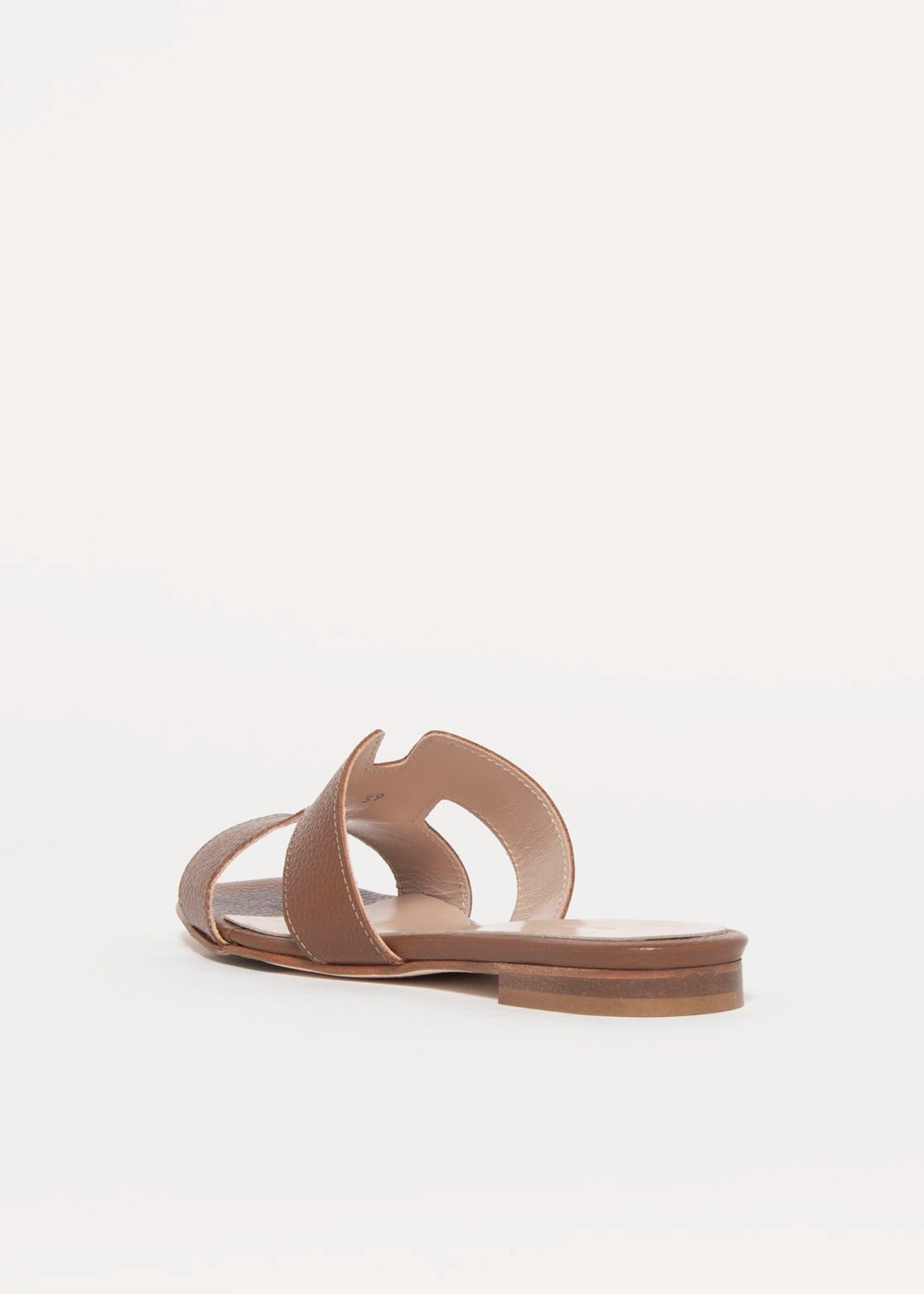 swatch_cuoio leather leather cutout sandal flat sandals