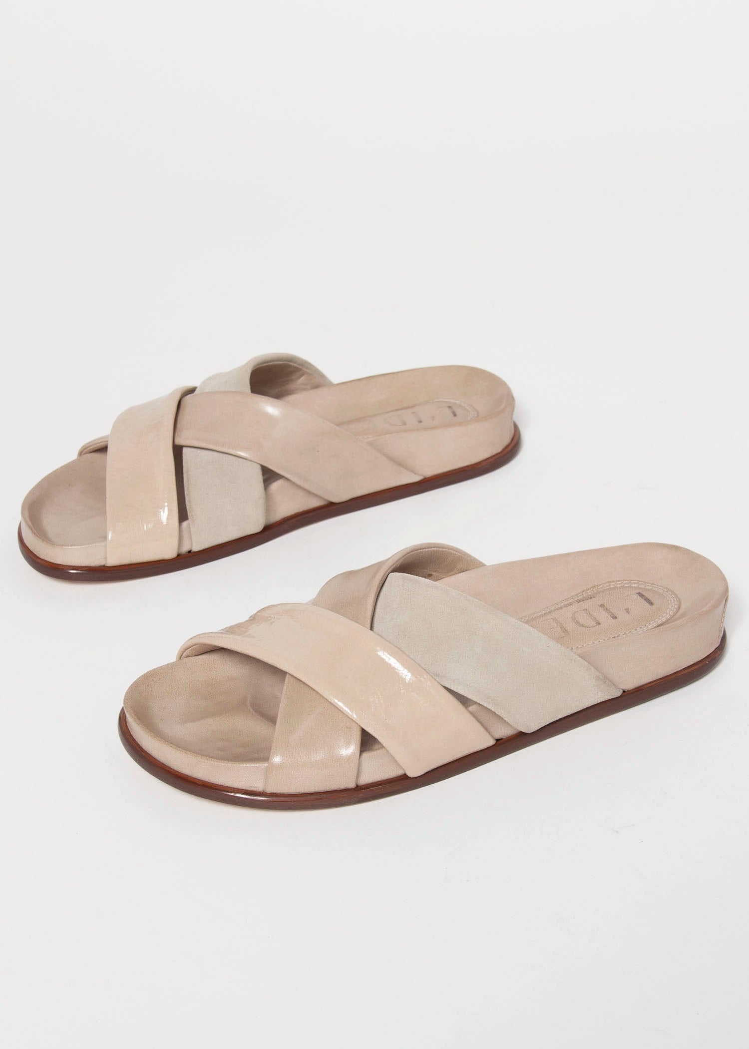 swatch_Beige Multi L'idea cross leather sandal