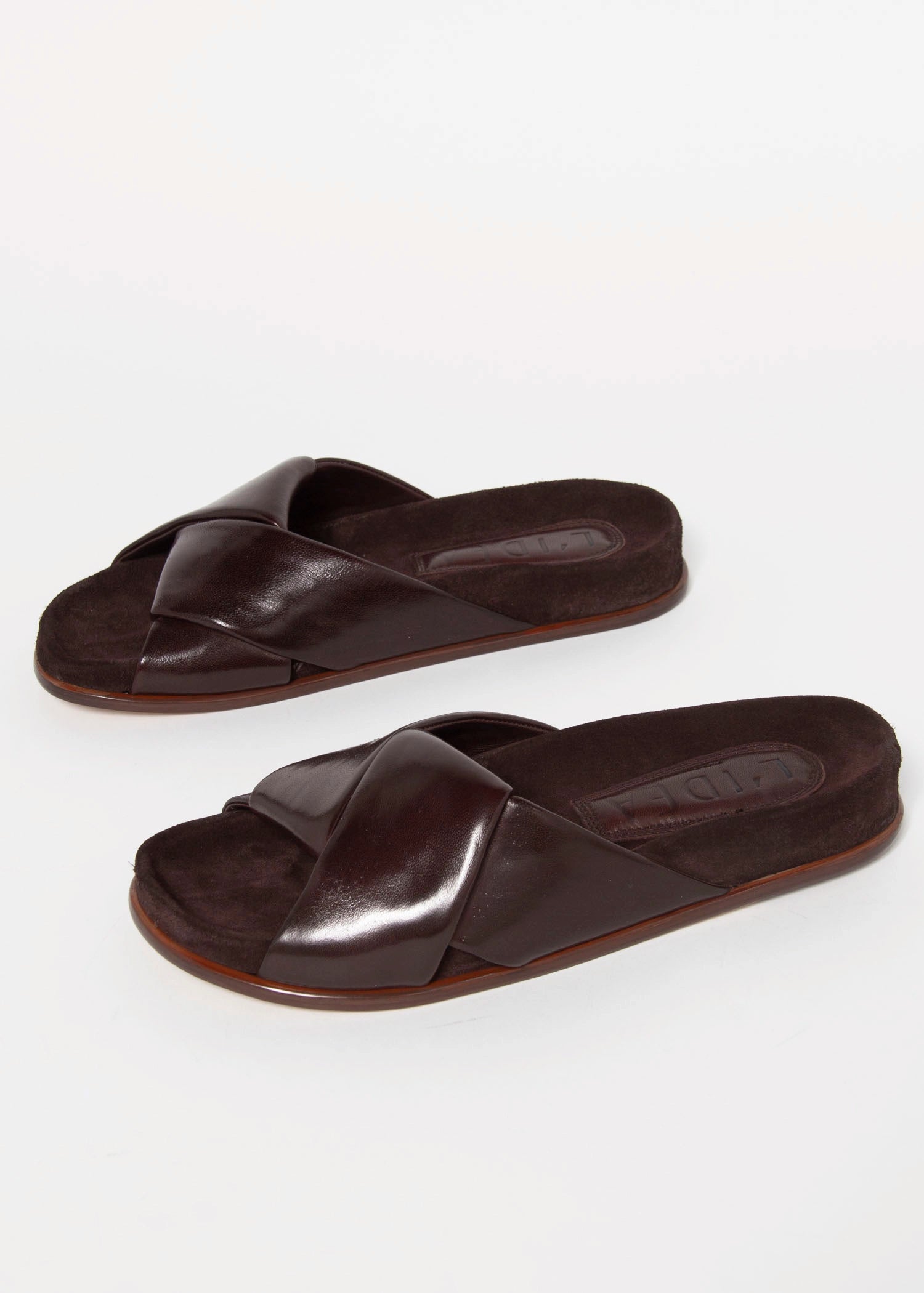 swatch_Brown Leather l'idea slide sandal