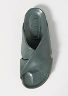 swatch_Aqua Marine Leather l'idea twist leather sandal
