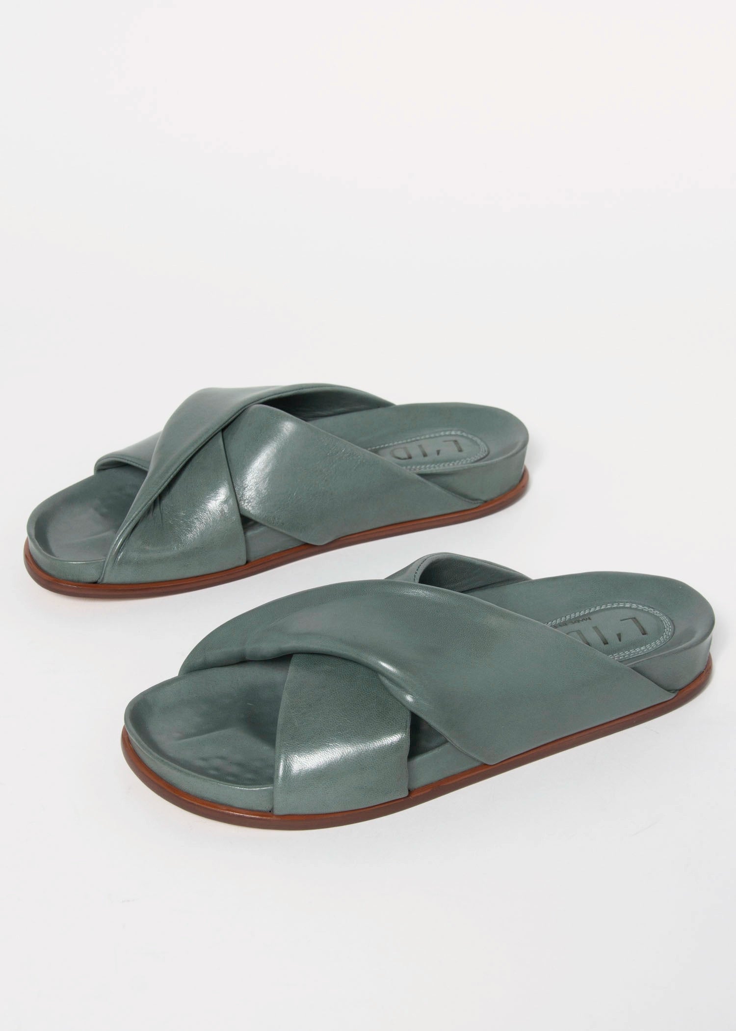 swatch_Aqua Marine Leather l'idea twist leather sandal