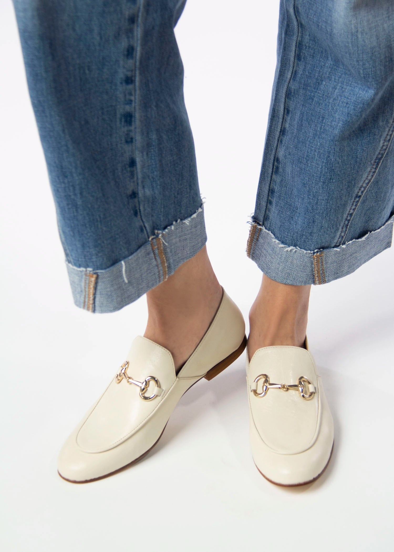 swatch_Ivory leather loafer with bit flat shoes
