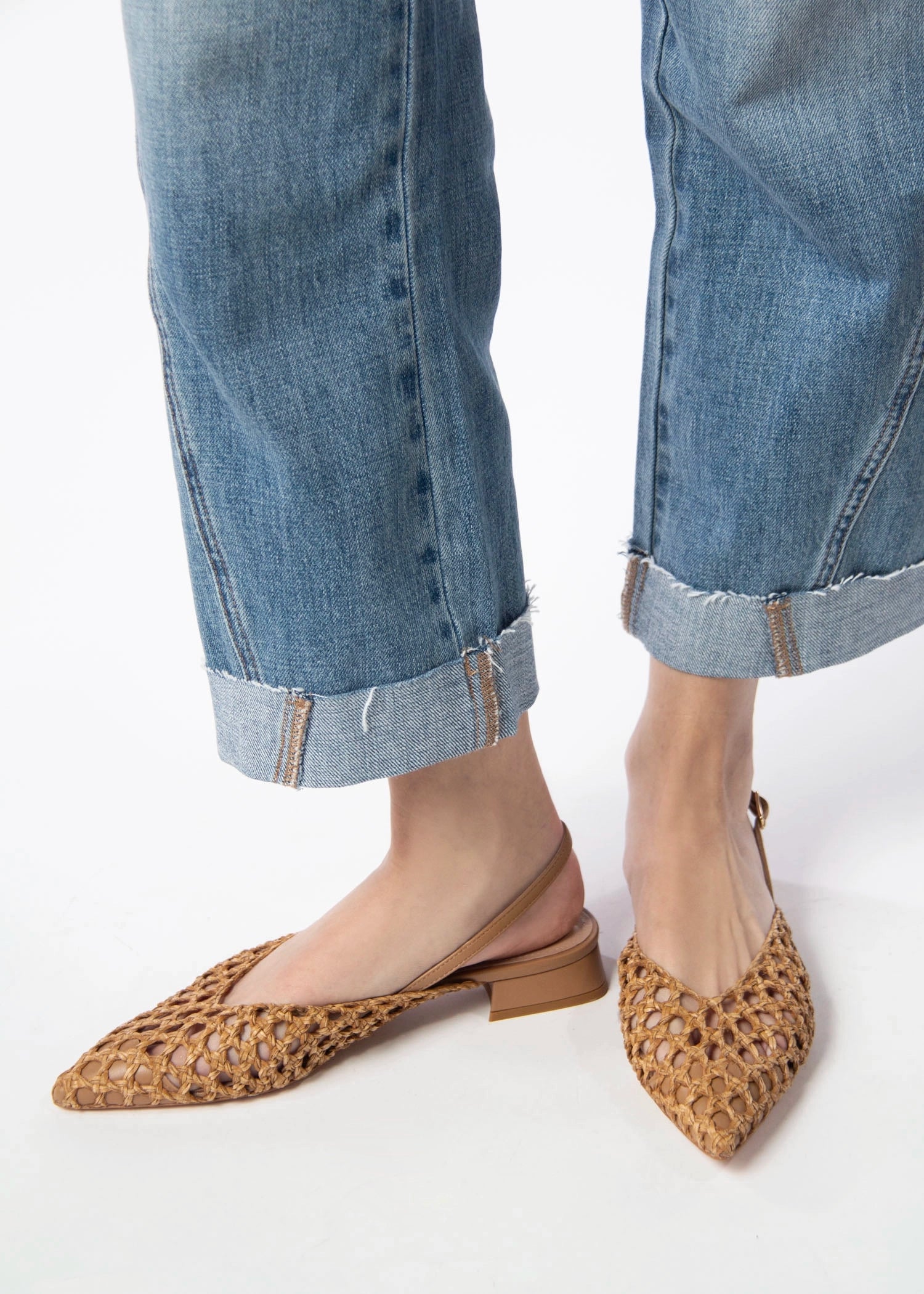 swatch_natural leather lussy woven slingback flat shoes
