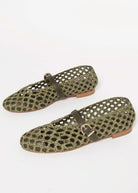 swatch_Olive Leather l'idea dolo woven mary jane