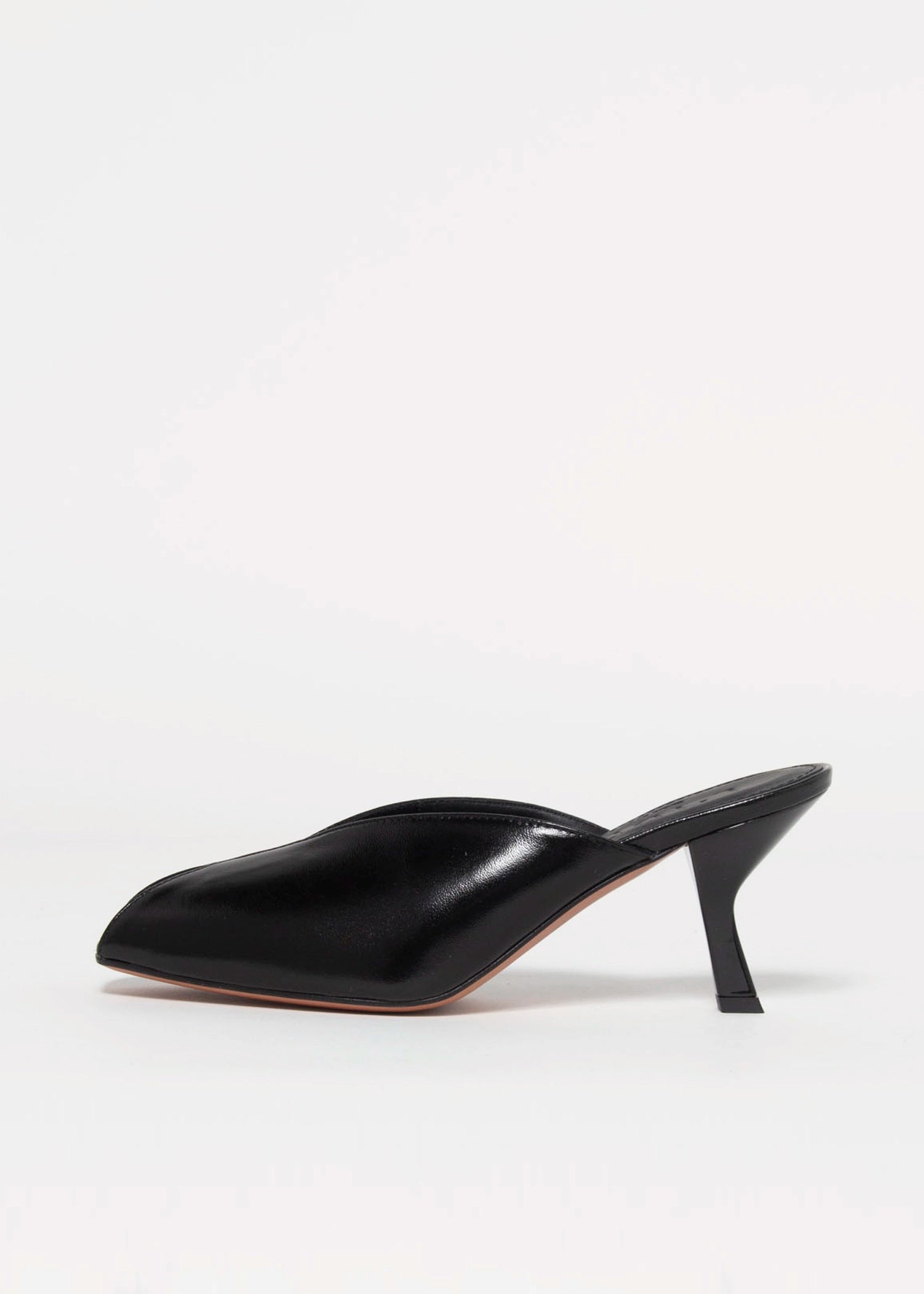 swatch_Black Leather l'idea peep toe sandal